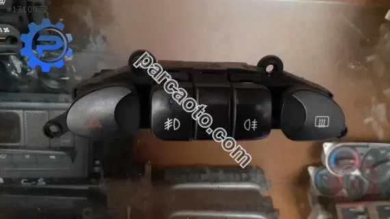 hyundai starex çıkma 4lü düğme flaşör sis düğme takımı
