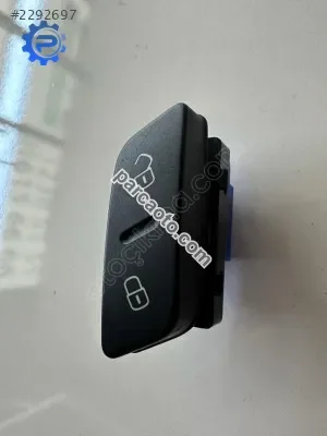 Çıkma Merkezi Kilit Düğmesi VW Passat B7 3AA962125
