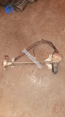 mazda 929 çıkma sol arka kapı camı krikosu