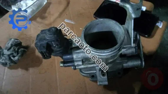 Bmw E46 3 serisi 3.16i 3.18i gaz kelebeği çıkma