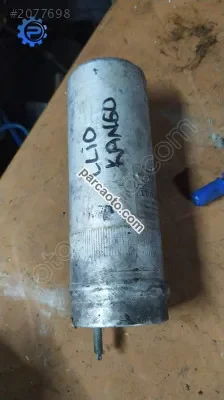 Clio Kango klima kurutucu çıkma