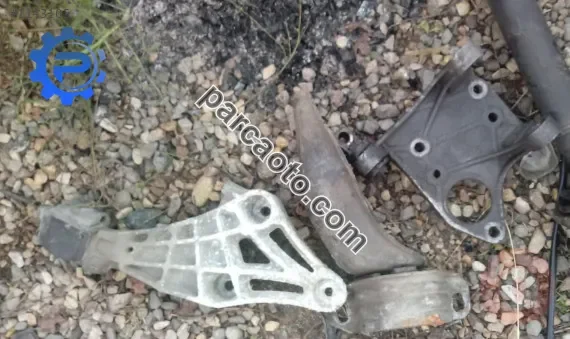opel vectra a 2.0 çıkma motor kulakları
