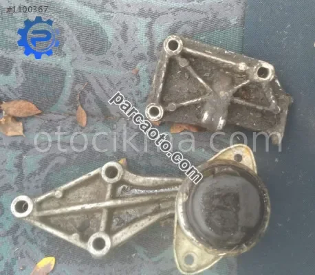 peugeot 106 çıkma 1.6 motor üst kulağı
