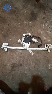 mahindra çıkma sol arka cam krikosu