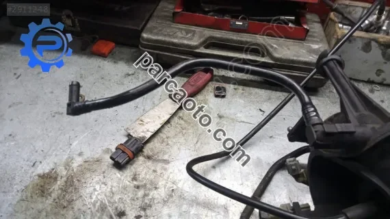 Clio 1.4 8v fren vestanuz borusu yedek parça