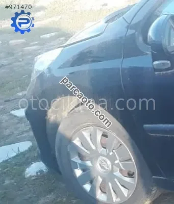 2009 model peugeot 207 1.4 çıkma sol ön çamurluk