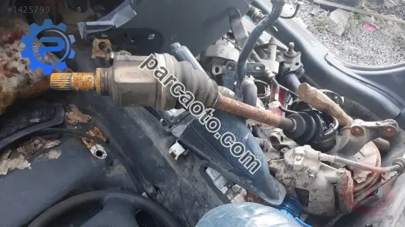 peugeot bipper 1.4 hdi çıkma sol akis