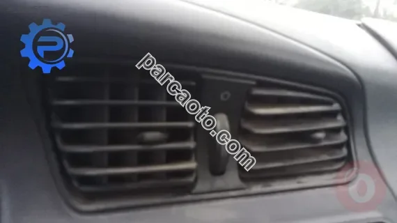 1996 model skoda felicia çıkma orta menfezler