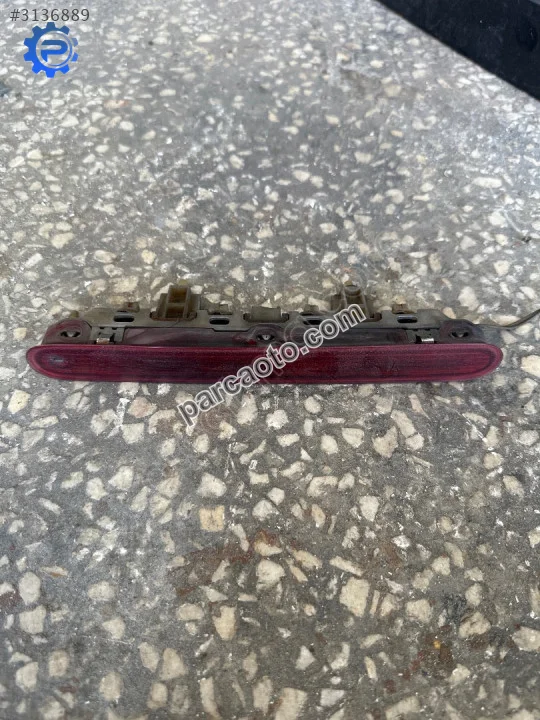 Peugeot 207 orijinal çıkma stop, Samsun Tekkeköy