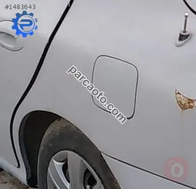 1996 hyundai elantra 1.8 otomatik çıkma depo kapağı
