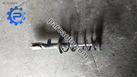 Mazda 323 arka amortisör çıkma