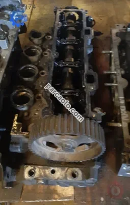 peugeot 207 1.4 8v dizel çıkma silindir kapak