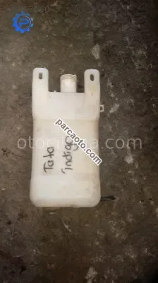 tata indigo silecek su bidonu