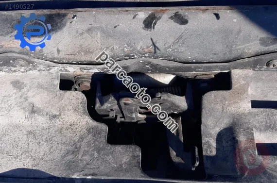 1996 hyundai elantra 1.8 otomatik çıkma kaput kilidi