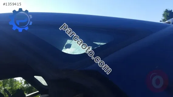 mazda lantis çıkma sol arka kelebek camı