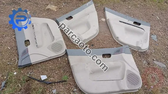 Hyundai Era kapı döşemeleri çıkma