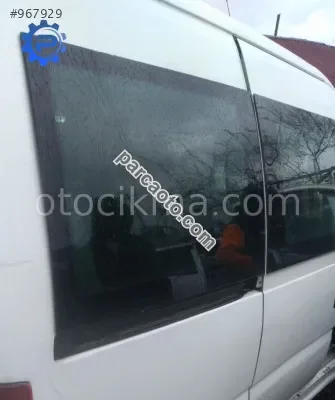 2002 model peugeot expert 1.9 dizel çıkma sağ yan camlar