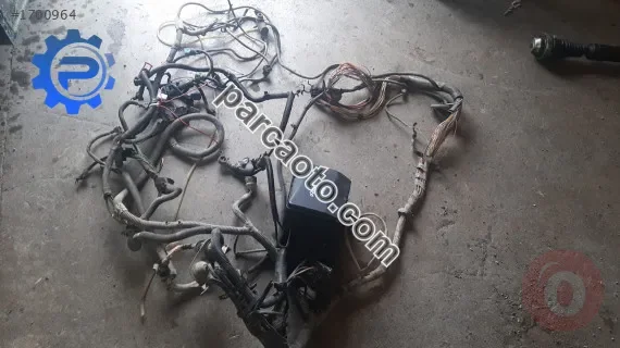 1999 model peugeot partner çıkma düz motor içi tesisat