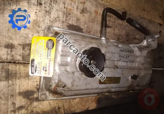 hyundai excel çıkma 1.5 külbütör kapağı