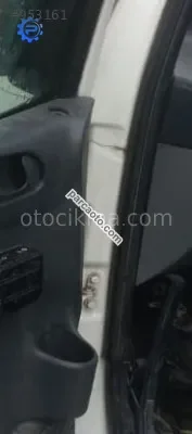 2002 peugeot expert 1.9 dizel çıkma sol ön kapı menteşe
