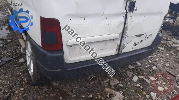 peugeot partner 1.9 d çıkma arka tampon