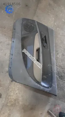 fiat linea çıkma sağ ön kapı döşemesi