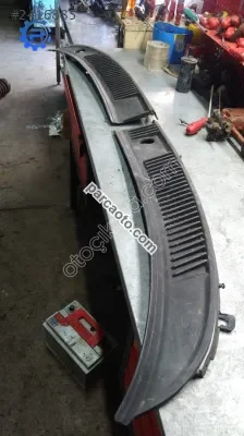 Kia Capital Cam Önü Izgarası orjinal çıkma