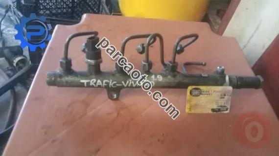 renault trafic çıkma 1.9 enjektör rail borusu dolu