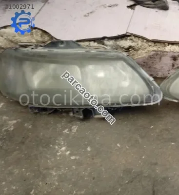renault laguna 1 makyajlı kasa çıkma sağ far