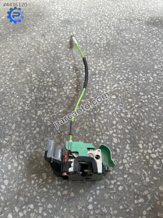 Fiat linea sağ arka kapı kilidi kilit Fiat linea sağ arka kapı kilidi kilit