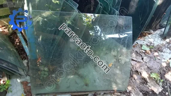 Reno 19 sağ arka kapı camı yedek parça