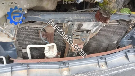 Kia klarus klima radyatör çıkma