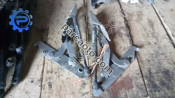 Nissan Primera p12 bagaj kapağı menteşesi yedek parça