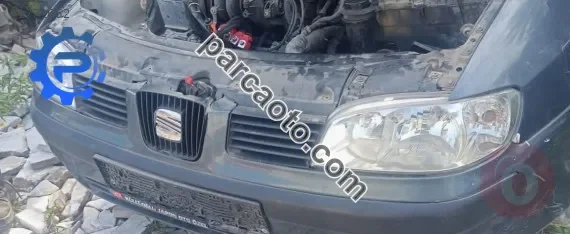 2011 model seat ibiza 16v çıkma far takımı