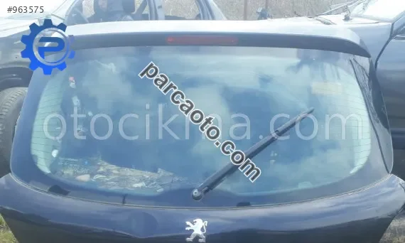 peugeot 207 1.4 benzinli çıkma bagaj camı