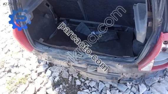 Clio hb arka panel kesme yedek parça