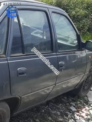 1996 model daewoo nexia 1.5 çıkma sağ takım kapı