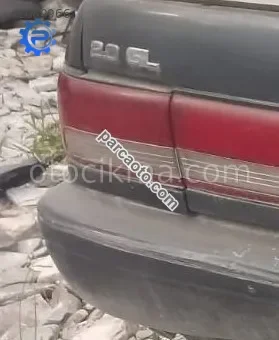 toyota corona 2.0 çıkma sol stop lambası