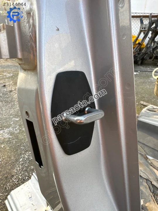 Bmw 3 Serisi Kapı - Samsun Tekkeköy