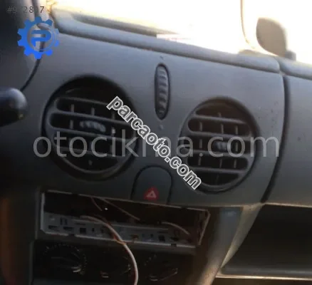 2003 model renault kangoo 1.9 çıkma orta menfezler