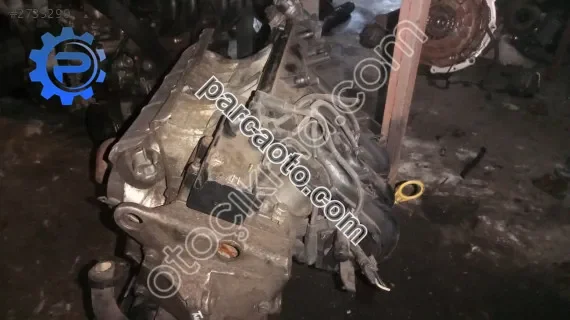 Renault Twingo silindir kapak dolu yedek parça