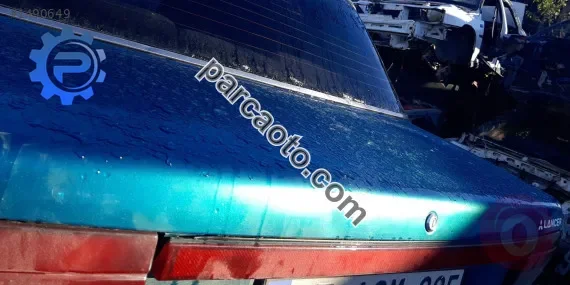 1990 mitsubishi lancer 1.5 gls çıkma reflektör
