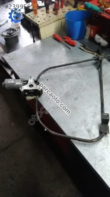 Renault 19 R19 Sağ Ön Cam Krikosu orjinal çıkma