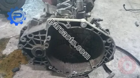 opel insignia 2.0 f40 çıkma 6 ileri şanzıman