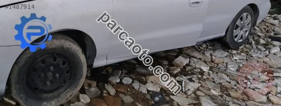 1996 hyundai elantra 1.8 otomatik çıkma sol takım jant lasti