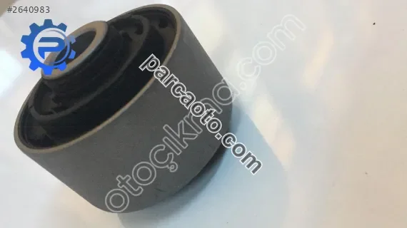 Toyota Burç Taşıyıcı Rav4 00-05 Arka