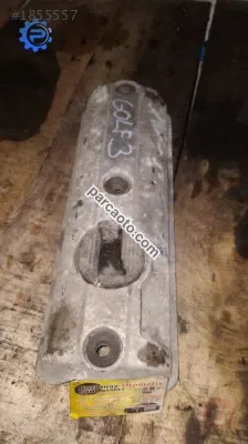 volkswagen golf 3 çıkma külbitör üst kapak