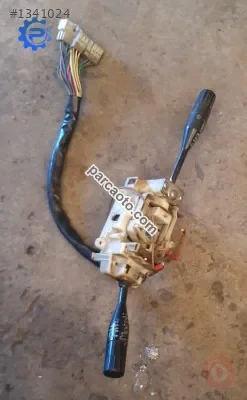 1990 1995 model suzuki swift çıkma sinyal silecek ünitesi