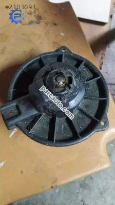 Mazda 323 Kalorifer motoru çıkma