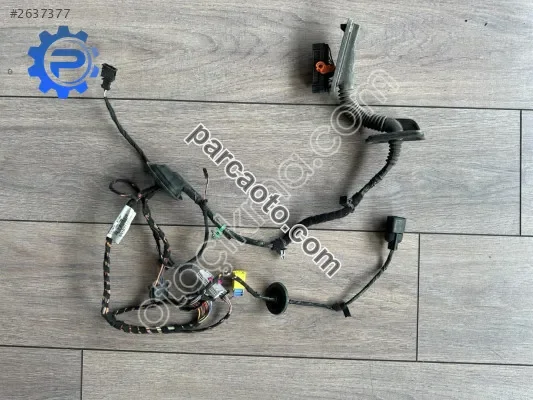Çıkma Kapı Elektrik Tesisatı Sağ Ön VW Tiguan 5N1971121AB